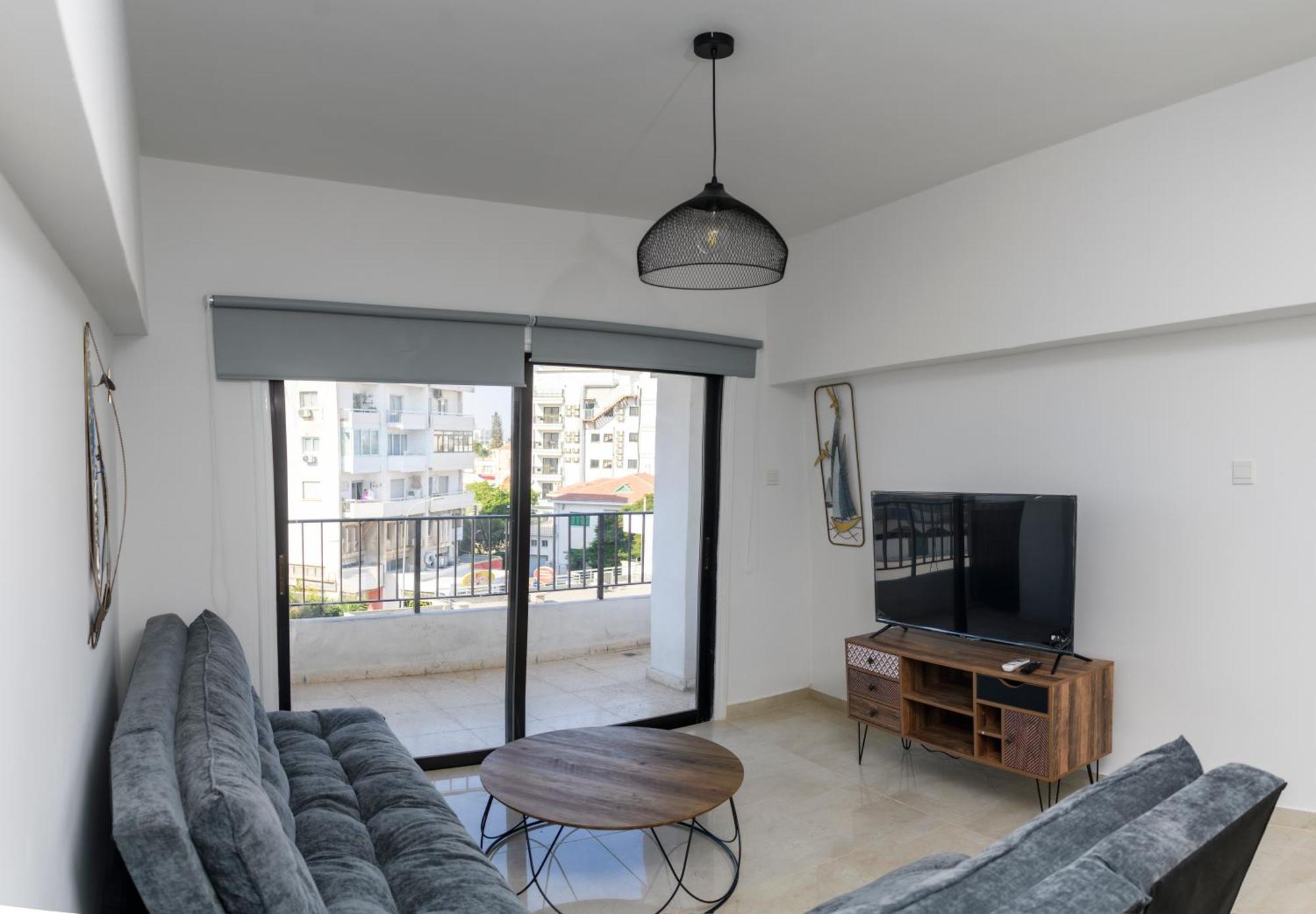 Ollies 3 Bedroom Apartment Larnaca Esterno foto
